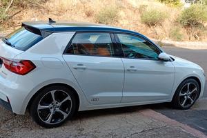 AUDI A1 SPORTBACK 30 TFSI
