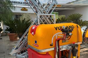 GRUPPO PORTATO DA 800 LITRI CON BARRA DISERBO