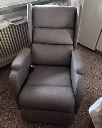 Poltrona per anziani e disabili