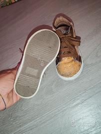 Scarpe bimba