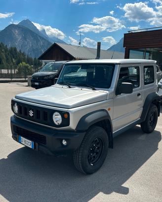 Suzuki Jimny 1.5 5MT