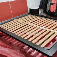 Letto moderno in legno