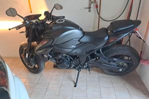 Suzuki gsx s 750
