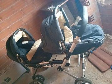 PASSEGGINO  GEMELLARE DOPPIO