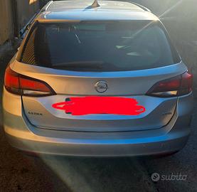 opel astra station wagon