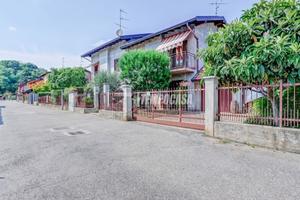 Villa a Schiera a Casale Litta 3 locali
