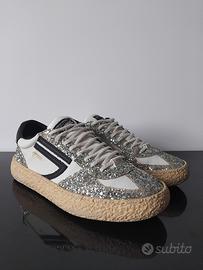 Sneaker Puraai con glitter