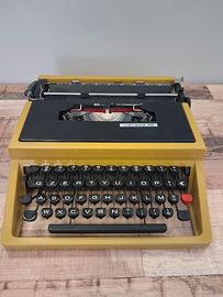 Macchina da scrivere