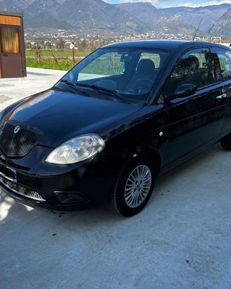 Lancia Ypsilon 1.3 MJT 75 CV Argento anno 2008