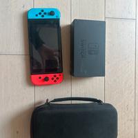 Nintendo switch + custodia e case