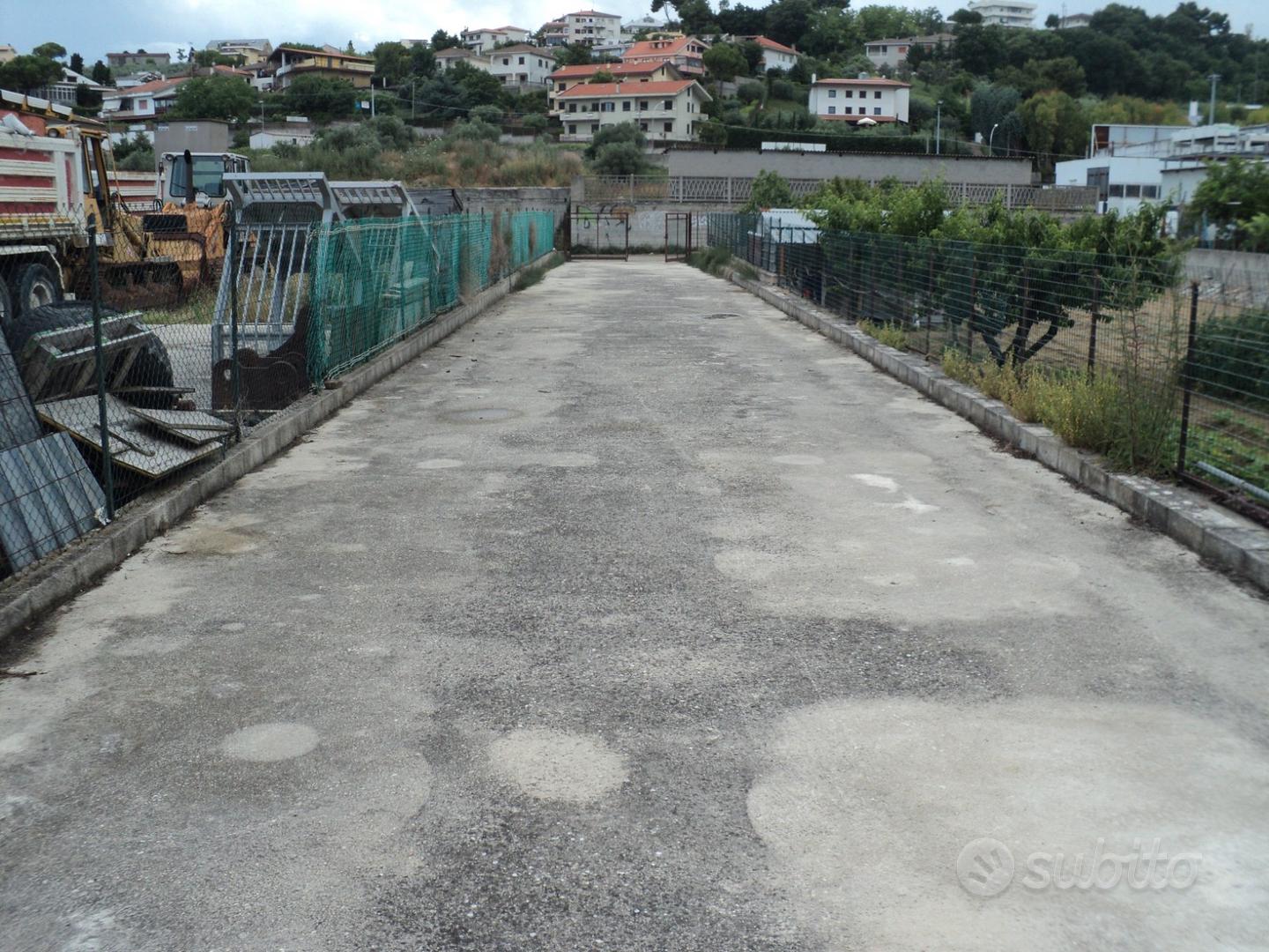 Terreno zona Tigotà-Conad - Vista 2