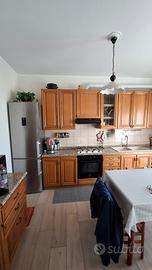 cucina datata ma in buone condizione