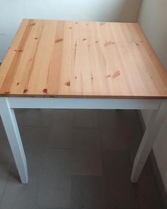 tavolo in legno