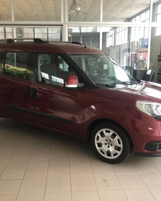 Fiat Doblo MAXI 2015 Maxi 2.0 mjt 16v Easy 135cv