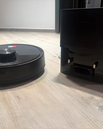 Robot aspirapolvere e lava pavimenti