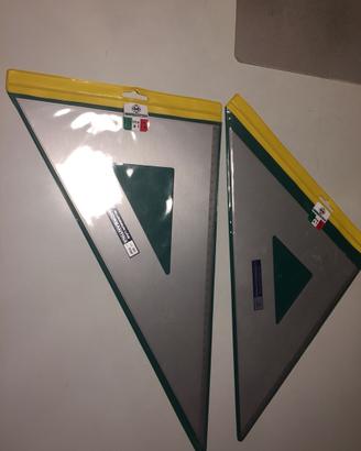 Squadre per disegno tecnico a mano