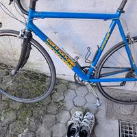 Bici da corsa Cannondale caad 4  con scarpe n°43