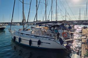 Bavaria 32 natante a vela anno 2002