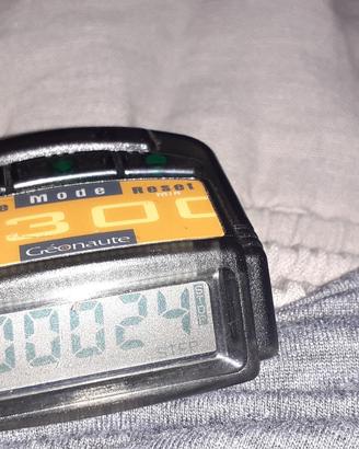 Podometro contapassi, distanza, calorie da cintura