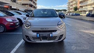 Fiat 600 Hybrid 110 CV DCT MHEV La Prima LED NAVI 