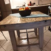 Tavolo in legno