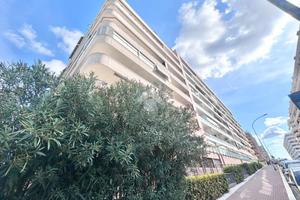 2 LOCALI A ROMA