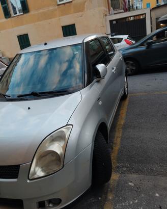 suzuki swift del  2007, 165000km