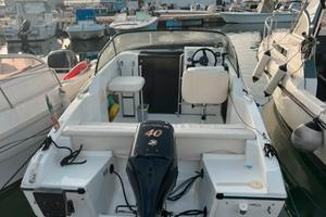 Barca motore mercury40cv con carello