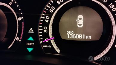 Toyota Auris 4-d4 1400