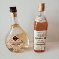 bottiglie di liquore vintage 