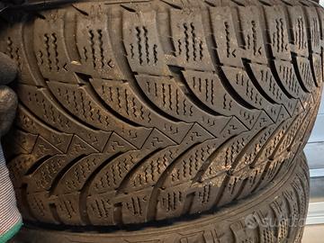 Gomme da neve e cerchi originali vw golf