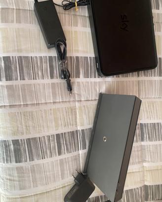 Kit Sky Q Black + Vodafone Power Station