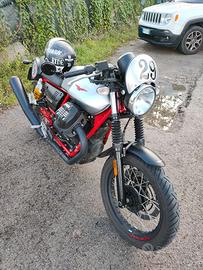 Moto Guzzi V7 III Racer