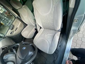 SEDILI ANTERIORI PER FIAT SCUDO 2009
