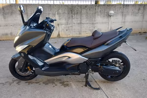 YAMAHA TMAX (2008) Meccanica top+ accessori