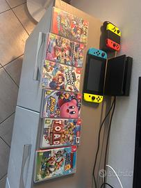 Nintendo Switch + 4 Joy-Con Originali + Dock