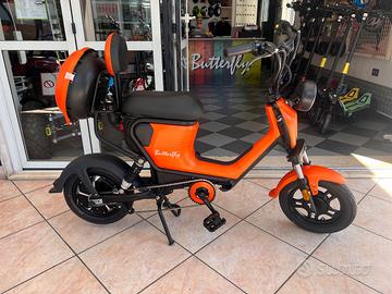 E-Bike Scooterino pedalata assistita