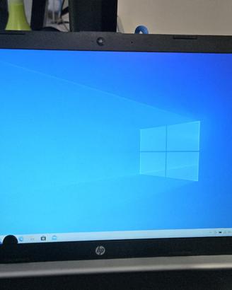Notebook HP 15'' Hdd 1TB Ram 8GB Intel i5 7th Gen