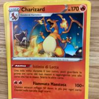 Charizard carta Pokemon