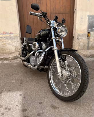 Harley Davidson 883 Custom