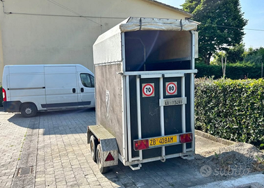 Trailer cavalli animali