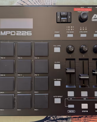 Akai MPD226 - Controller MIDI USB a Pad 