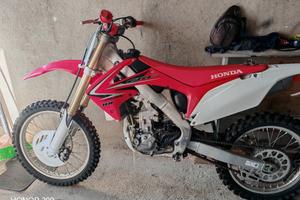 HONDA CRF250 R  2013 DISPONIBILE