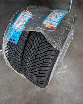 Pneumatici 215/55 R18 99V XL