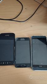 3 Telefoni per ricambi o collezione