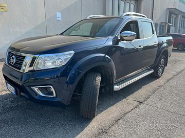 Nissan Navara 2.3 Cdi Pick Up 4x4 Top
