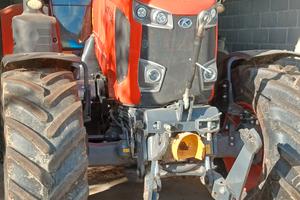 Trattore Kubota M7173