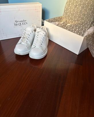 Alexander McQueen Oversized Sneakers Full White