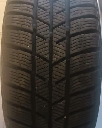 Gomme nvernali Barum complete di cerchi per Fiat