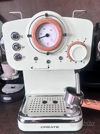 macchina Create da caffè. e cappuccino
